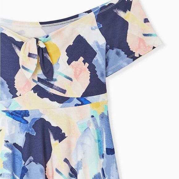 🆕 Torrid Tie Front Off Shoulder Peplum Top 5X - Picture 2 of 4